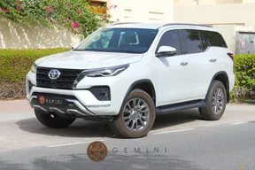 Toyota Fortuner 2023