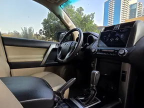 Toyota Land Cruiser Prado 2013