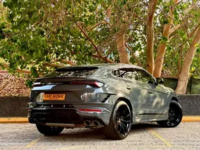 Lamborghini Urus 2023
