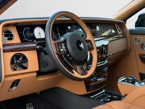 Rolls-Royce Phantom 2025