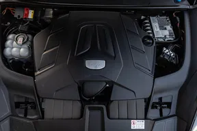 Porsche Cayenne 2023