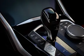 BMW 3 Series 330 2019