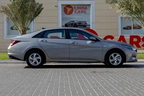 Hyundai Elantra / Avante 2023