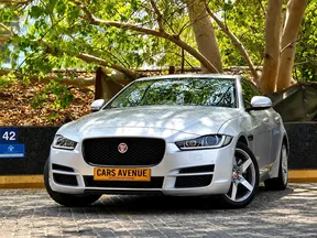Jaguar XE 2020