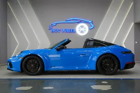 Porsche 911 Targa 4 GTS 2024