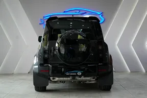 Land Rover Defender 130 2026