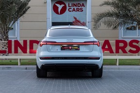 Audi e-tron S Sportback 2023