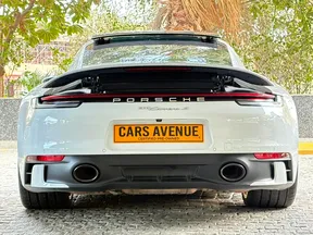 Porsche 911 Carrera 2021