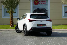 Lexus UX 2023