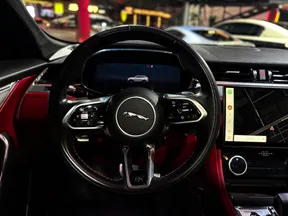 Jaguar F-Pace SVR 2021
