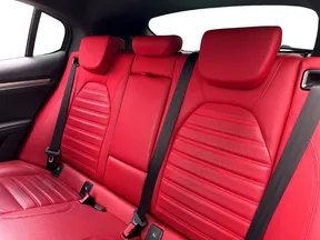 Alfa Romeo Stelvio 2023
