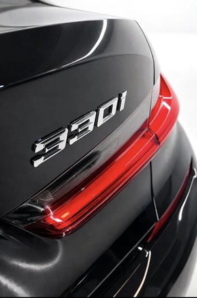 BMW 3 Series 330 2021