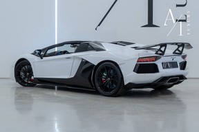 Lamborghini Aventador 2014