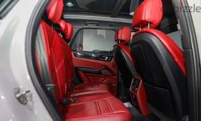 Porsche Cayenne 2022