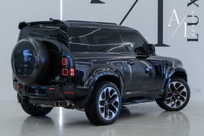 Land Rover Defender 90 2023