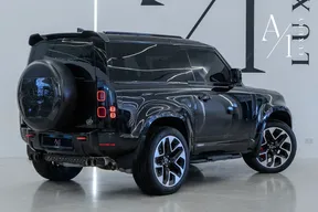 Land Rover Defender 90 2023