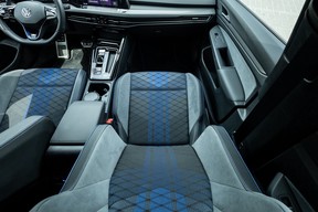 Volkswagen Golf R 2024