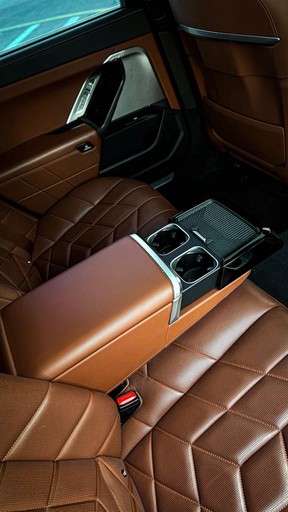 BMW 7 Series 740 2024