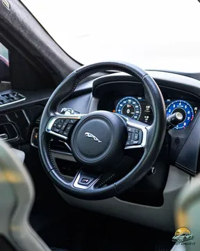 Jaguar F-Pace SVR 2020