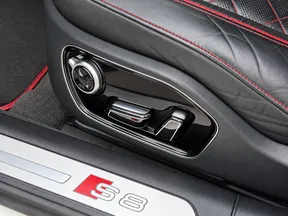 Audi S8 2015