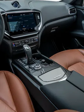 Maserati Ghibli GT 2021