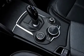 Alfa Romeo Stelvio 2020