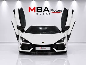 Lamborghini Revuelto 2024