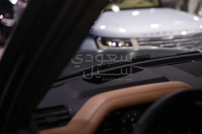 Land Rover Defender 110 2025