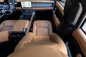 Land Rover Defender 110 2024