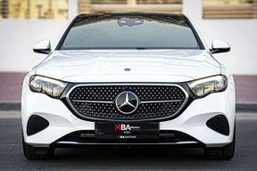 Mercedes-Benz E-Class 200 2025