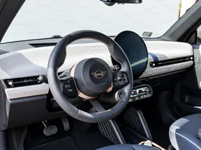 MINI Hatch Cooper SE 2025