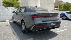 Hyundai Elantra / Avante 2025