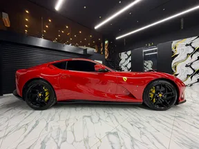 Ferrari 812 Superfast 2020