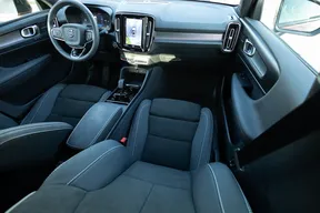 Volvo XC40 2023