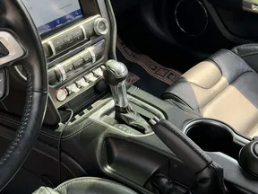 Ford Mustang 2021