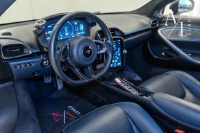 McLaren Artura 2023