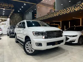 Toyota Sequoia 2022