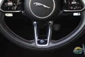 Jaguar F-Pace SVR 2022