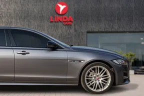 Jaguar XF 2020