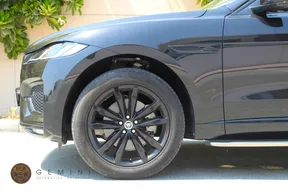 Jaguar F-Pace 2024