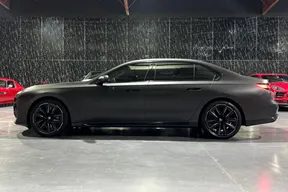 BMW 7 Series 760 2024