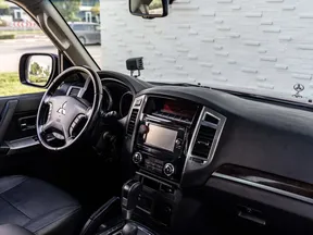 Mitsubishi Pajero / Shogun / Montero 2017