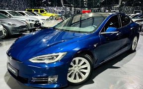 Tesla Model S 2019