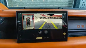 Land Rover Defender 110 2023