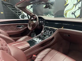 Bentley Continental GTC 2019