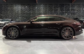 Porsche Panamera 4 Executive 2018