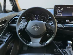 Toyota C-HR 2021