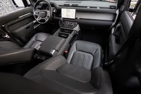 Land Rover Defender 110 2022