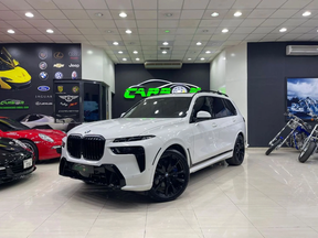 BMW X7 40i 2024