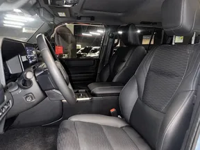 Toyota Land Cruiser Prado 2025